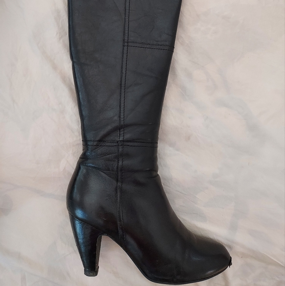 Miz Mooz Flynn Black Boot Size 8.5